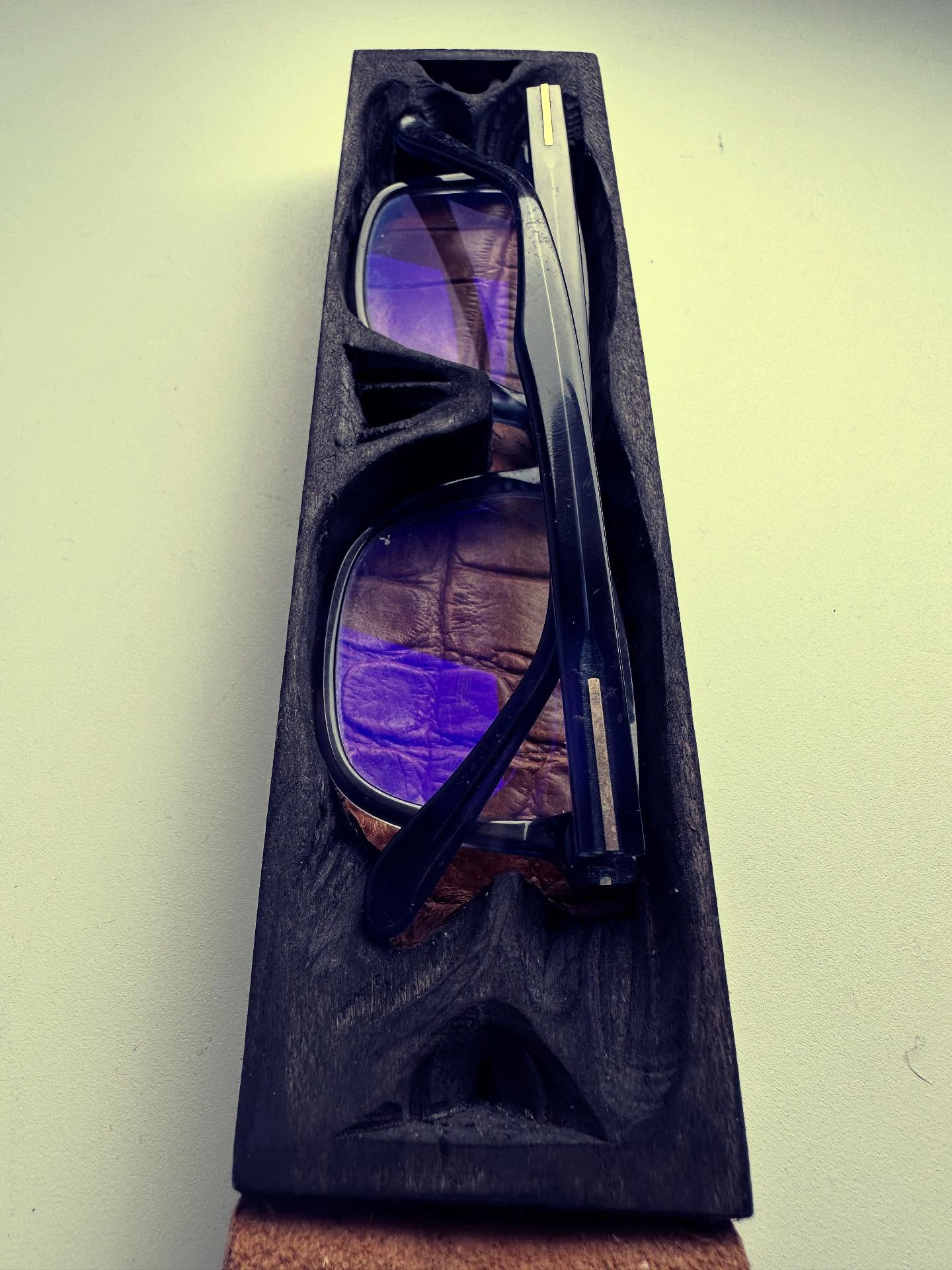 Hinge mechanism Hinge mechanism