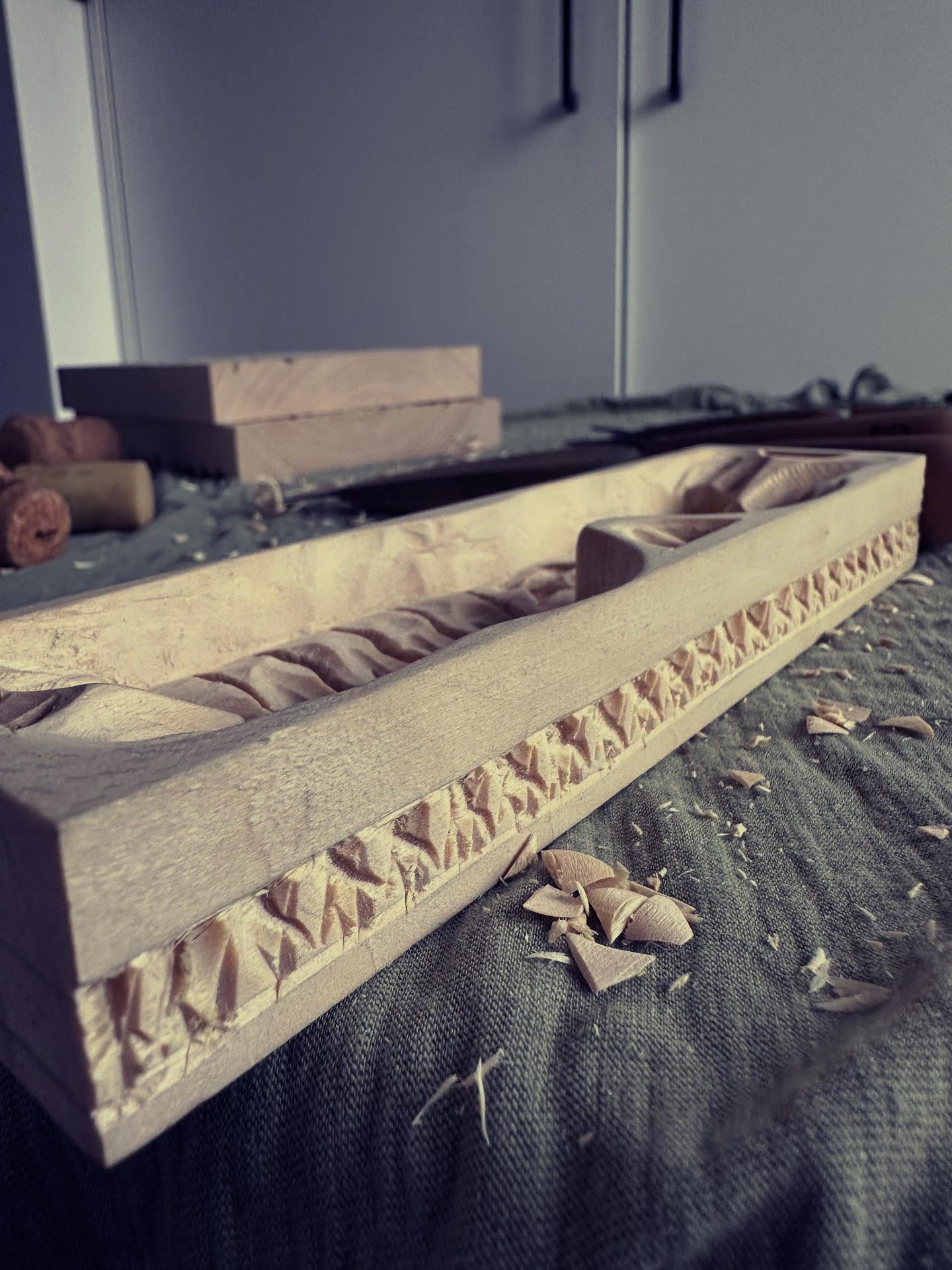 Carving art Carving art